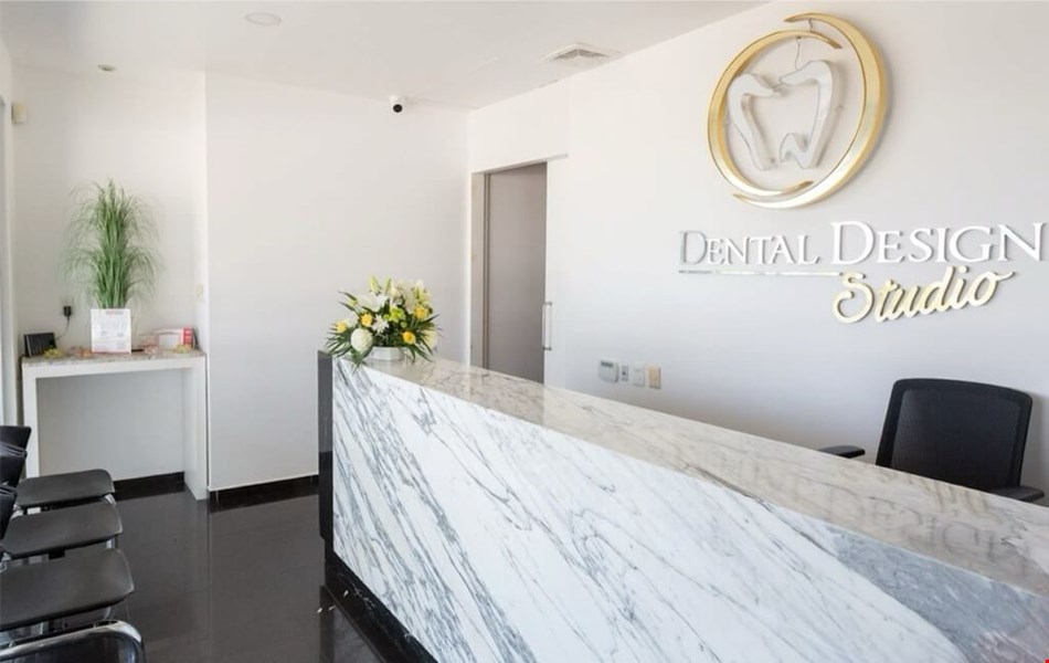 Dental Design Studio 1